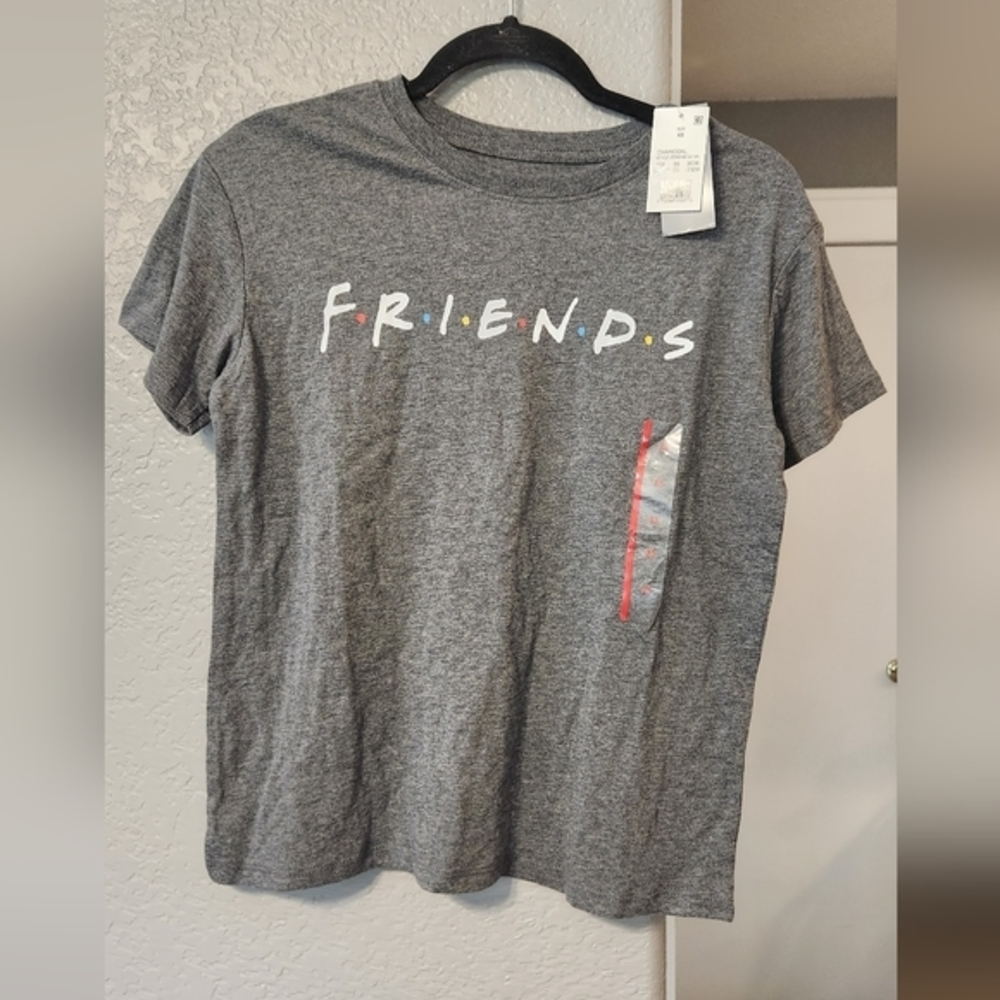 NWT Friends T-Shirt, Size XS‎